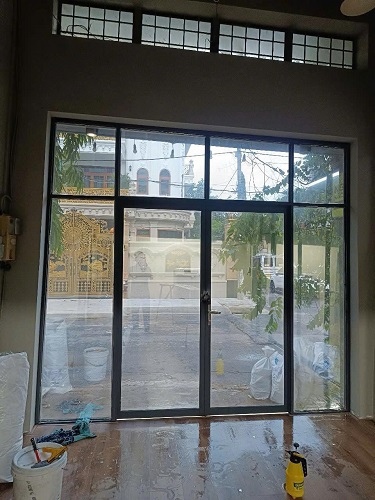 Dán kính chống nhìn trộm 12