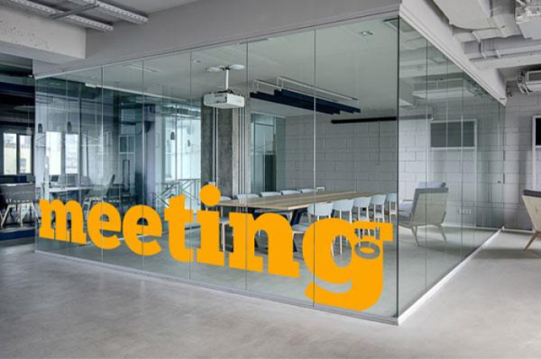 Cắt chữ decal vi tính 10