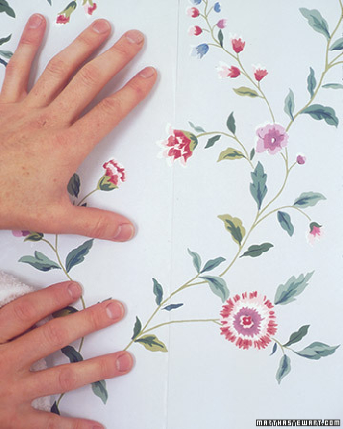 Hướng dẫn CÁCH DÁN Giấy Dán Tường chuẩn đẹp như chuyên gia 8