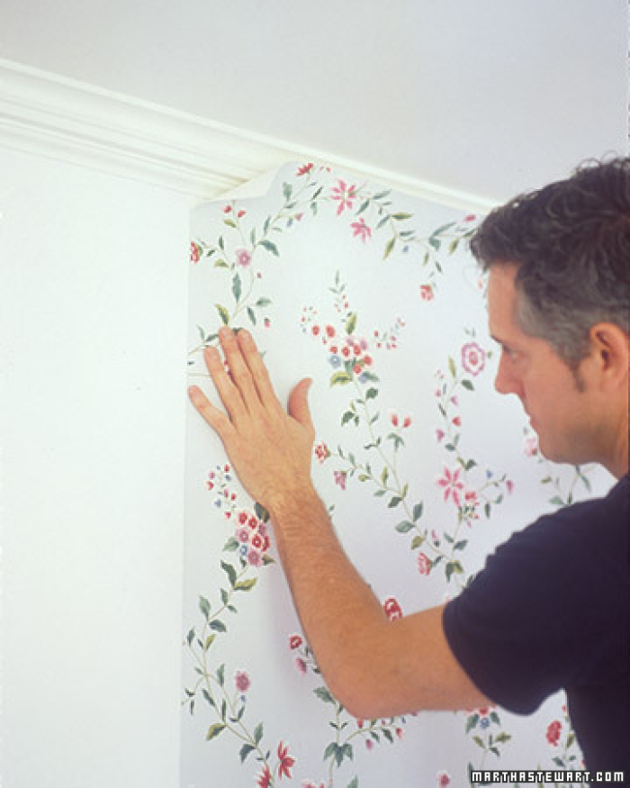 Hướng dẫn CÁCH DÁN Giấy Dán Tường chuẩn đẹp như chuyên gia 7