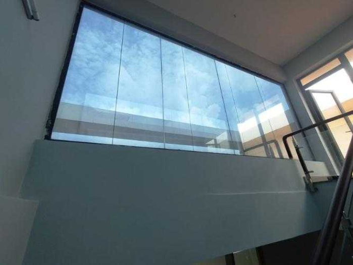 Dán decal kính mờ văn phòng Quận Gò Vấp 9