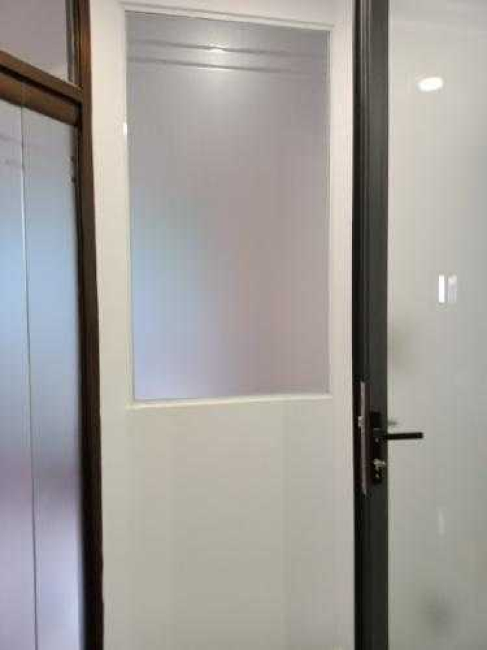 Dán decal kính mờ văn phòng Quận 3 4