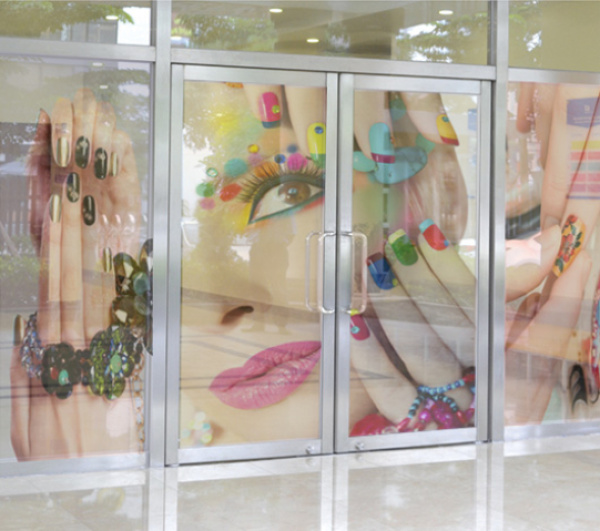 Decal dán kính tiệm nail 15