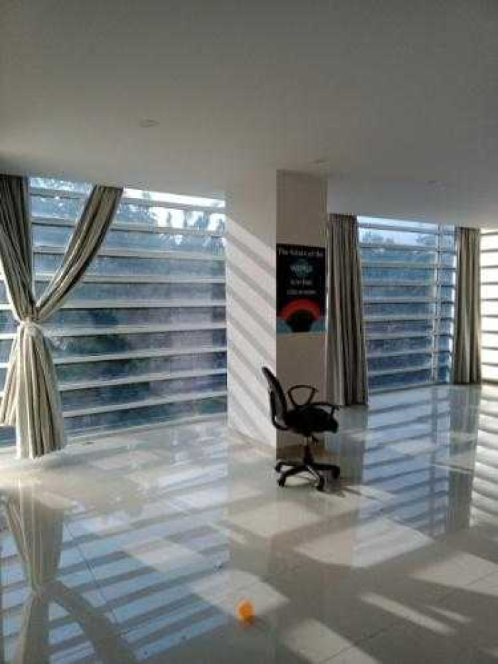 Dán decal kính mờ văn phòng Quận Phú Nhuận 3
