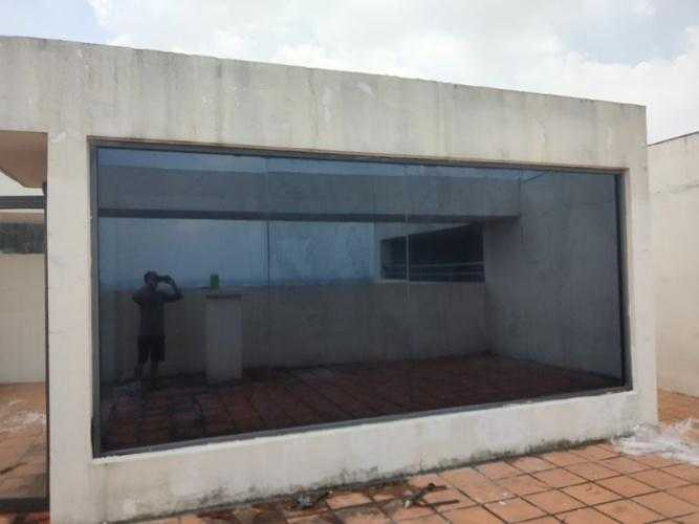 Dán decal kính mờ văn phòng Quận 10 10