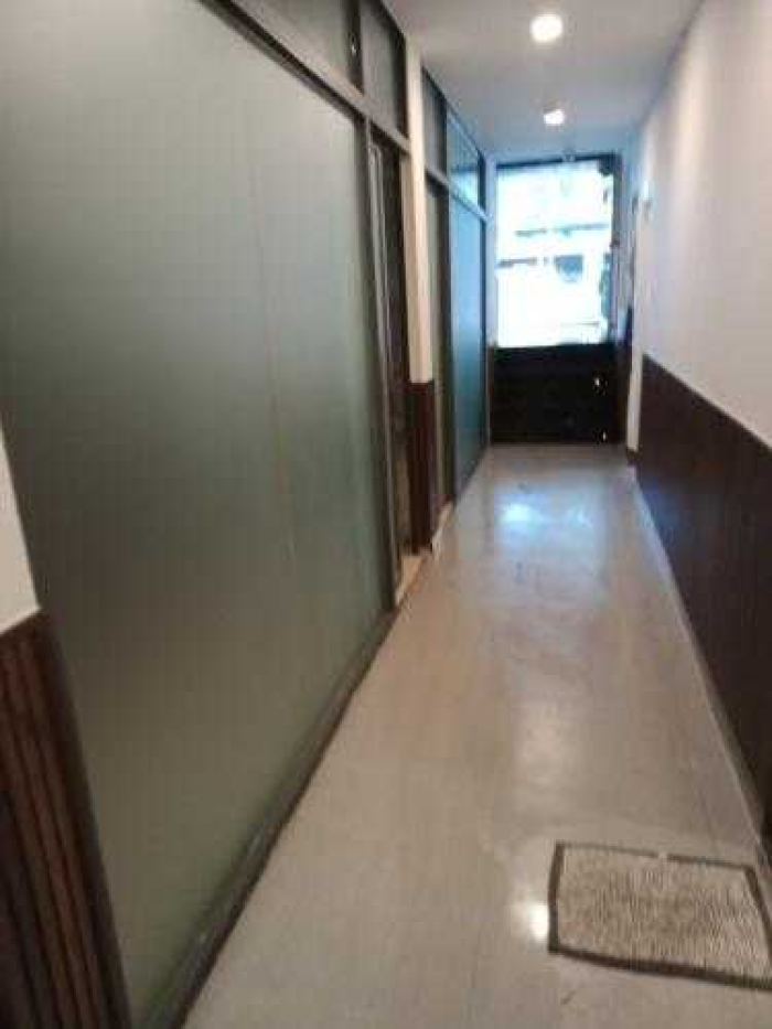 Dán decal kính mờ văn phòng Quận 2 7