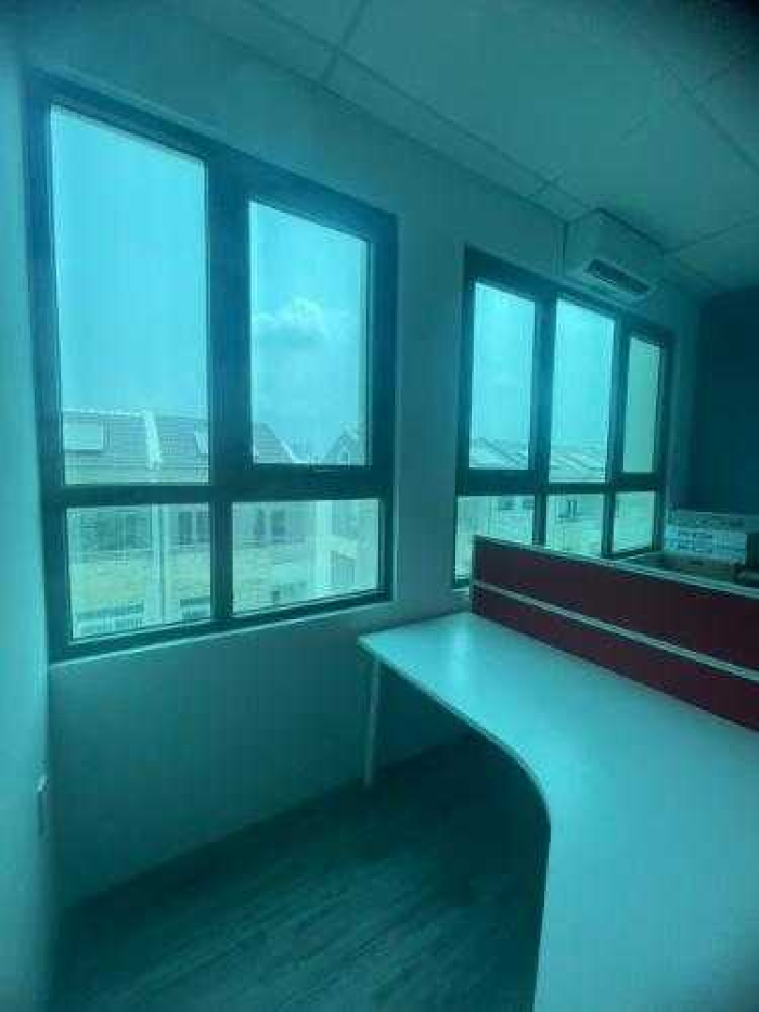 Dán decal kính mờ văn phòng Quận Bình Thạnh 14