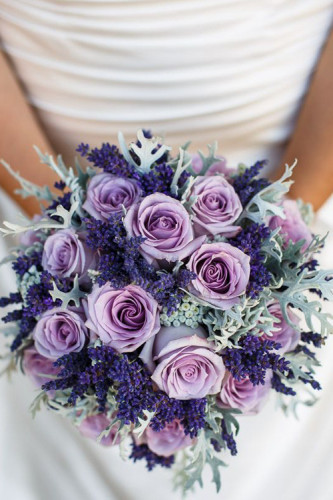 Bó hoa cưới đẹp mê hồn bằng Hoa Lavender 4