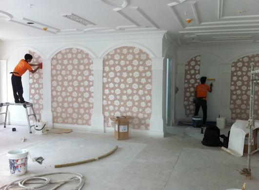 Cách lau chùi giấy dán tường hiệu quả cho nhà sạch đón tết