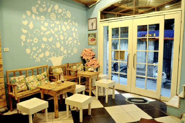 Giấy dán tường cho quán cafe không lo lỗi mốt