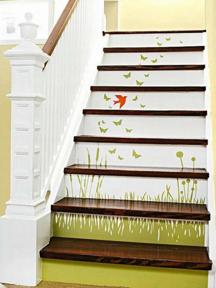 Gợi ý những mẫu giấy dán tường cầu thang độc đáo