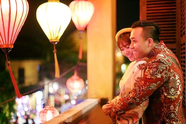 Hậu trường chụp hình cưới của Trấn Thành và Hari Won