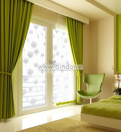 Hướng dẫn chọn decal dán kính trang trí cho phòng bé