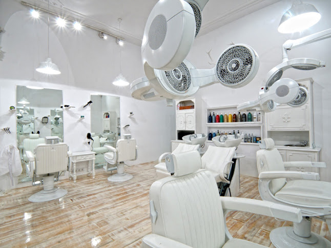 Hướng dẫn chọn giấy dán tường cho salon tóc theo phong thủy